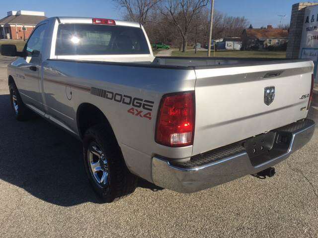 RAM Ram Pickup 1500 2011 photo 2